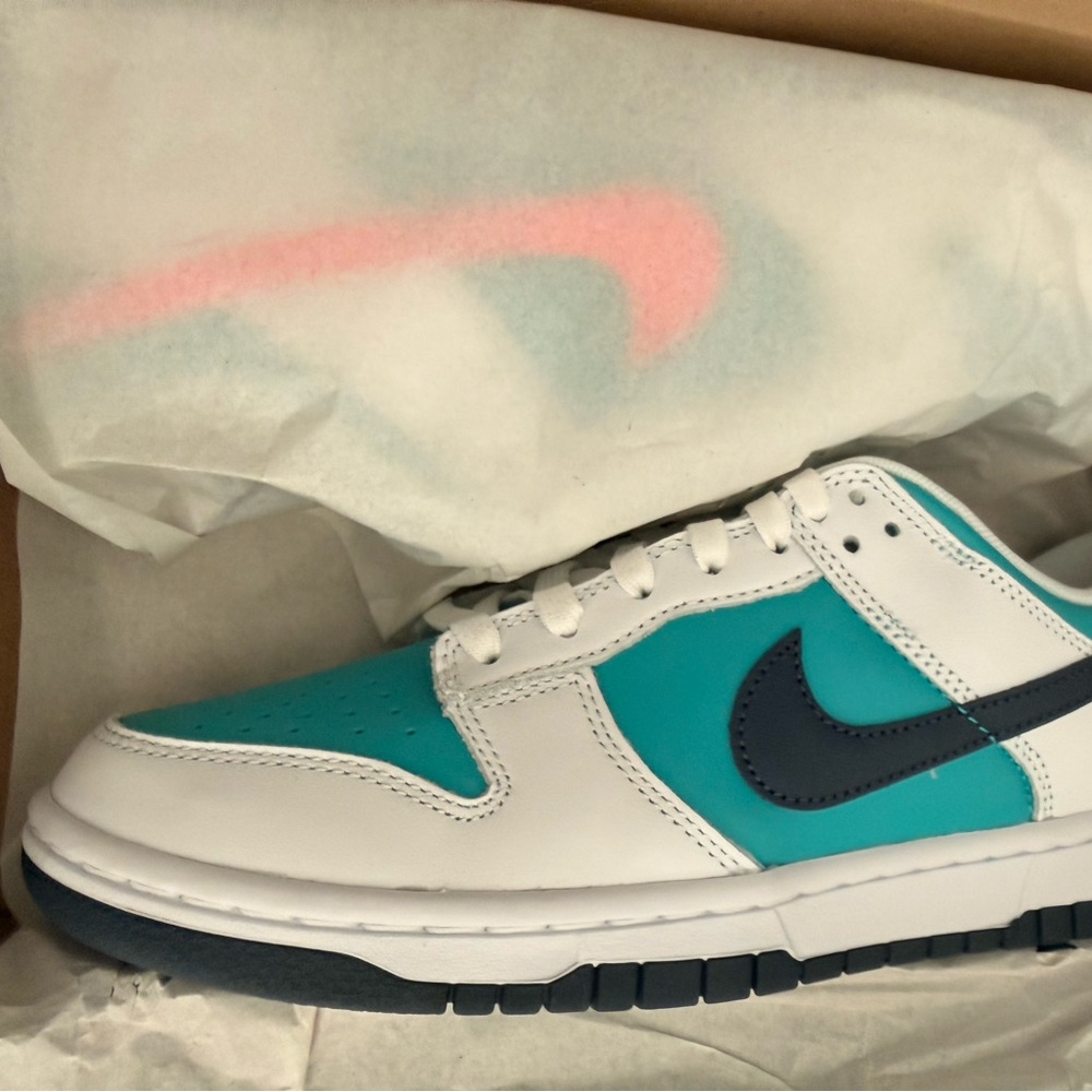 Nike Dunk Low Retro Box in teal, navy, and pink - Picture 3 of 7